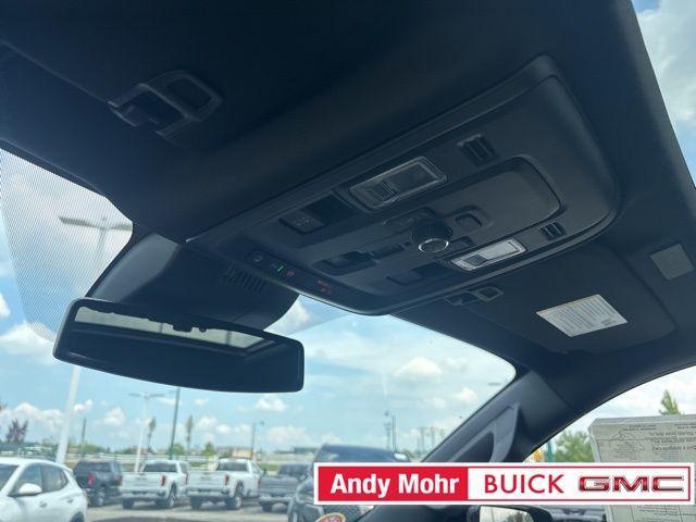 Photo of 2025 Onyx Black GMC Yukon