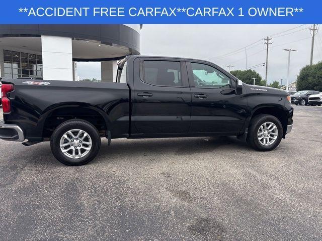 Photo of 2022 Black Chevrolet Silverado 1500