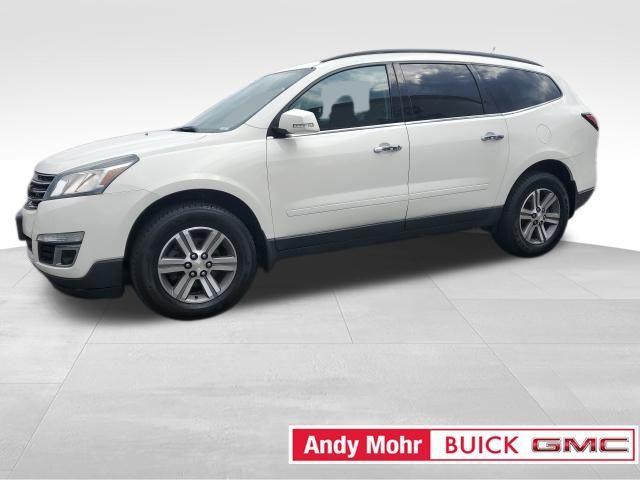 Photo of 2015 White Chevrolet Traverse