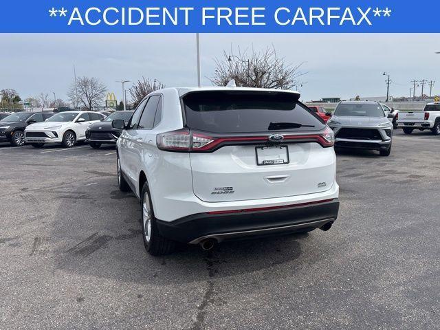 Photo of 2017 Oxford White Ford Edge