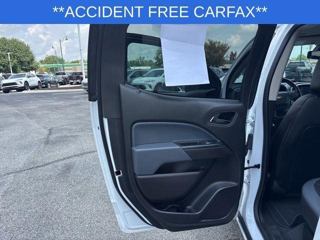 Photo of 2022 Summit White Chevrolet Colorado