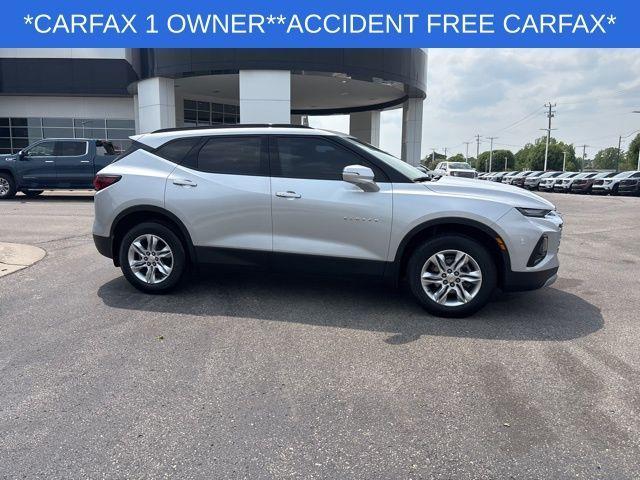 Photo of 2022 Silver Ice Metallic Chevrolet Blazer