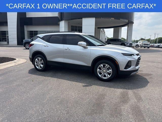 Photo of 2022 Silver Ice Metallic Chevrolet Blazer
