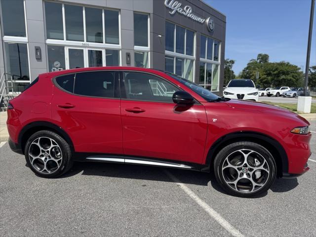 Photo of 2024 Alfa Rosso Alfa Romeo Tonale