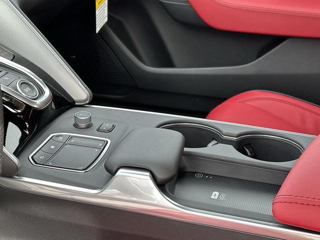 Photo of 2025 Platinum White Pearl Acura TLX