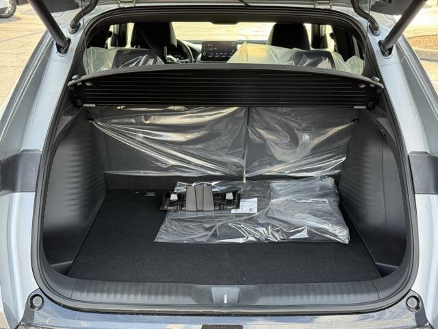 Photo of 2025 Solar Silver Metallic Acura ADX