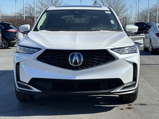 Photo of 2025 Platinum White Pearl Acura MDX