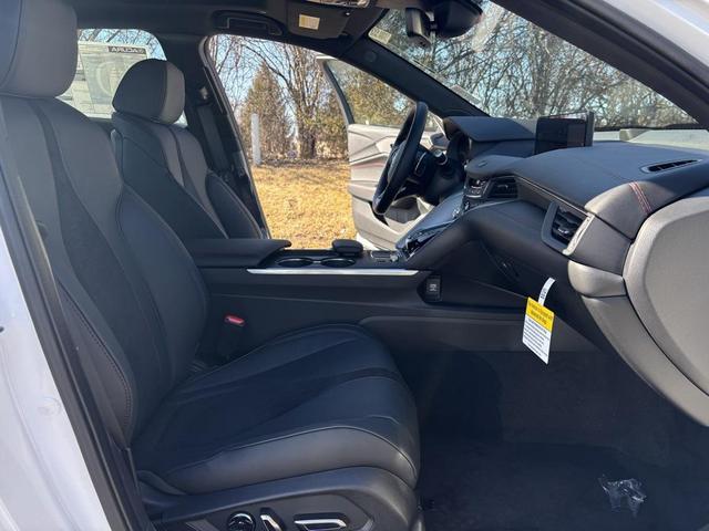 Photo of 2025 Platinum White Pearl Acura TLX