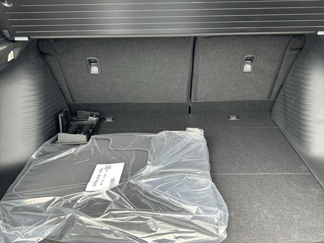 Photo of 2025 Platinum White Pearl Acura ADX