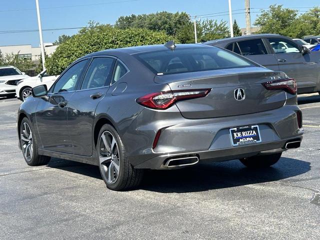 Photo of 2025 Liquid Carbon Metallic Acura TLX