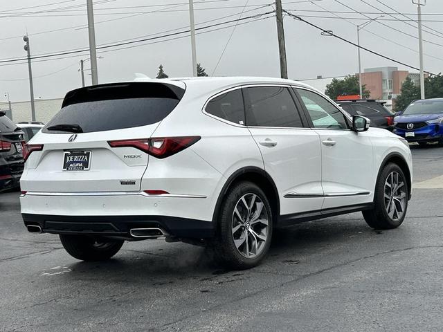Photo of 2024 Platinum White Pearl Acura MDX
