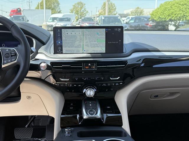 Photo of 2025 Platinum White Pearl Acura MDX