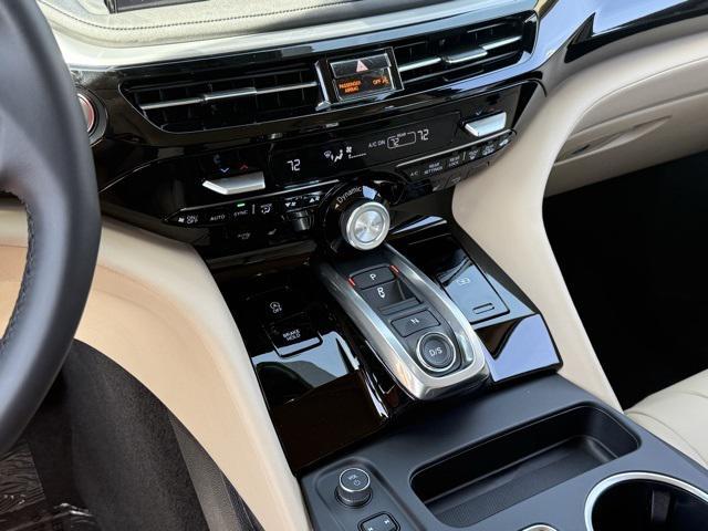 Photo of 2025 Platinum White Pearl Acura MDX
