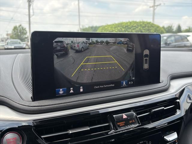 Photo of 2025 Majestic Black Pearl Acura MDX