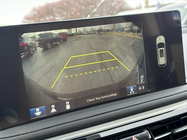 Photo of 2025 Majestic Black Pearl Acura MDX