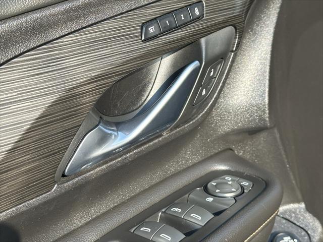 Photo of 2019 Ebony Twilight Metallic GMC Terrain