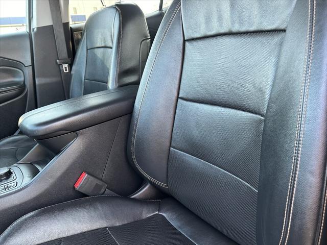 Photo of 2019 Ebony Twilight Metallic GMC Terrain