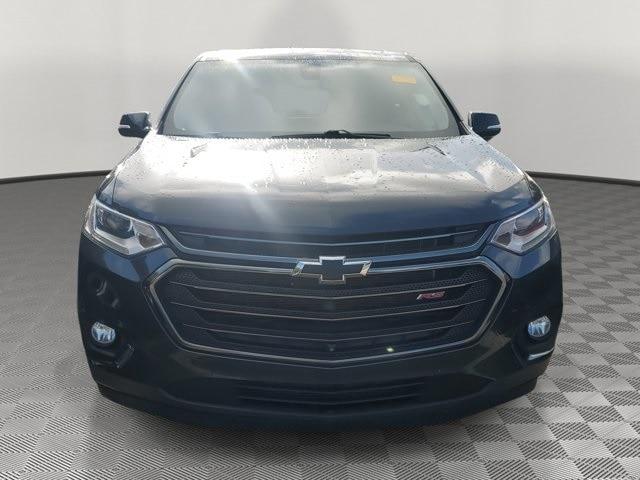 Photo of 2020 Graphite Metallic Chevrolet Traverse