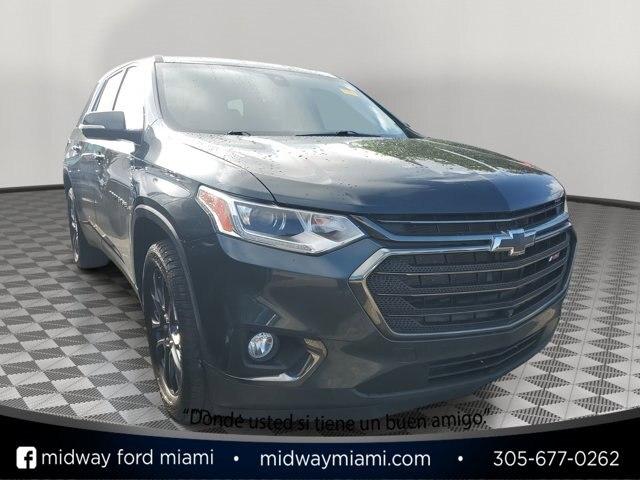 Photo of 2020 Graphite Metallic Chevrolet Traverse