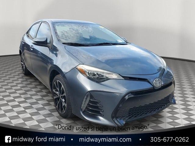 Photo of 2018 Blue Toyota Corolla