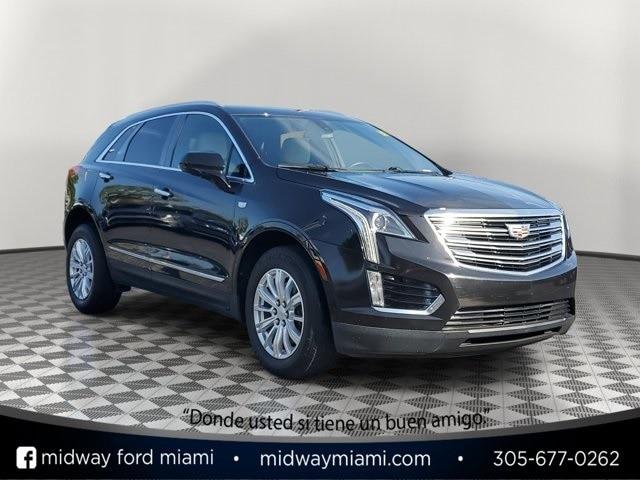 Photo of 2018 Stellar Black Metallic Cadillac XT5