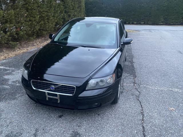Photo of 2005 Black Volvo V50