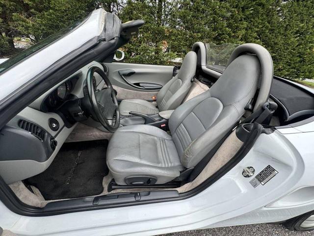 Photo of 1997 Glacier White Porsche Boxster