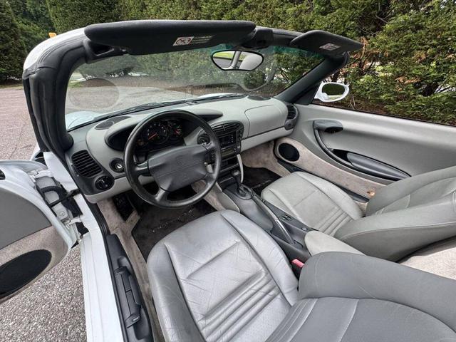 Photo of 1997 Glacier White Porsche Boxster