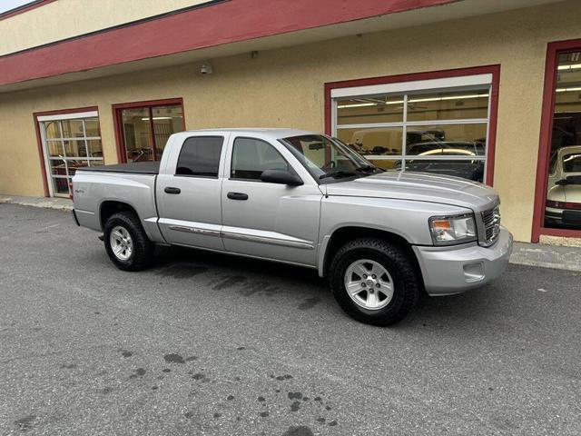 Photo of 2008 Bright Silver Metallic Clearcoat Dodge Dakota