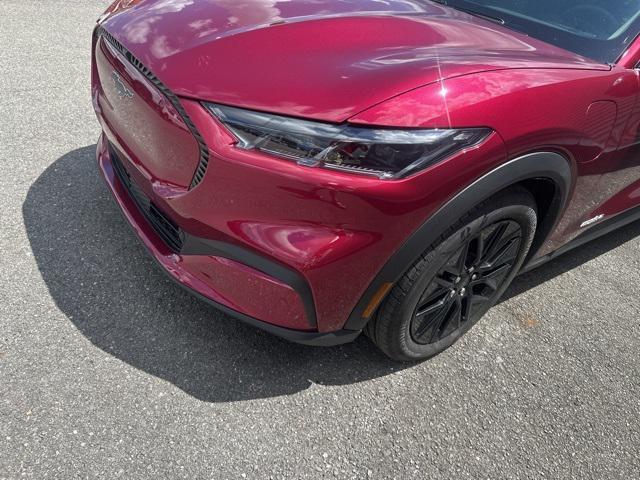 Photo of 2025 Molten Magenta Metallic Tinted Clearcoat Ford Mustang Mach-E