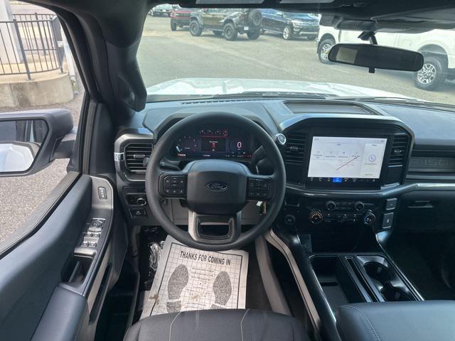 Photo of 2025 Oxford White Ford F-150