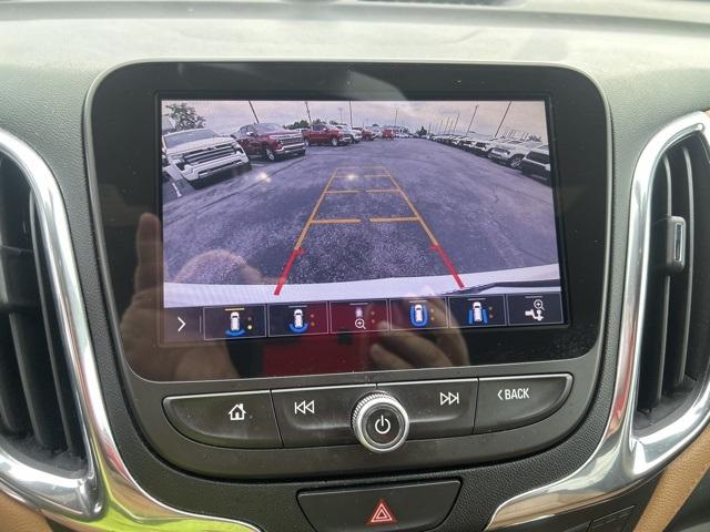 Photo of 2019 Summit White Chevrolet Equinox