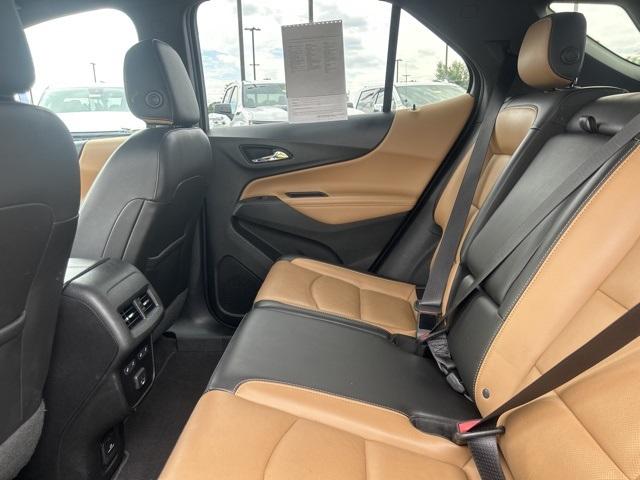 Photo of 2019 Summit White Chevrolet Equinox