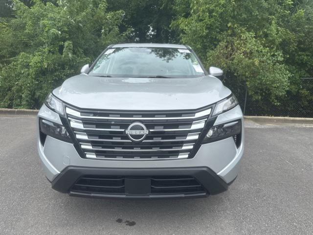 Photo of 2024 Brilliant Silver Metallic Nissan Rogue
