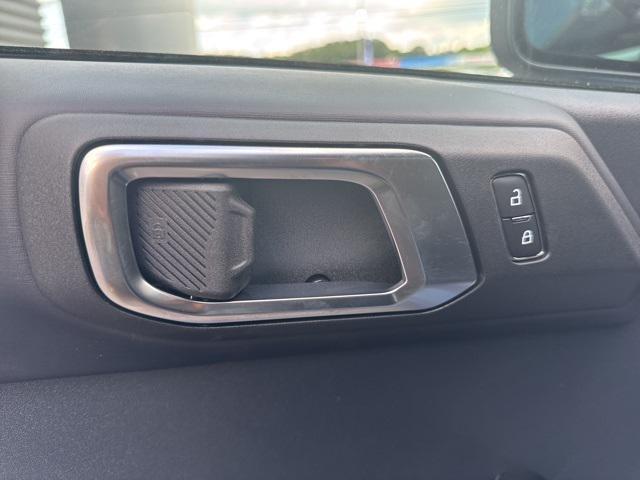 Photo of 2025 Azure Gray Metallic Tri-Coat Ford Bronco