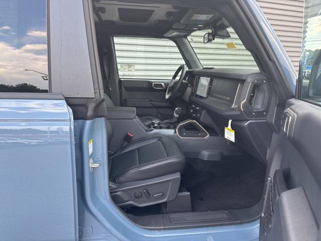 Photo of 2025 Azure Gray Metallic Tri-Coat Ford Bronco