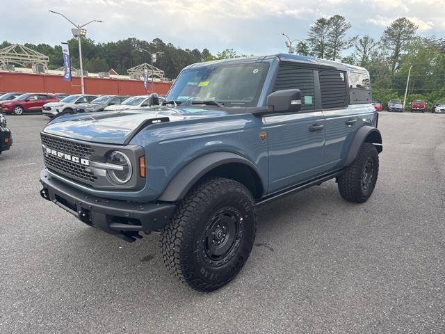 Photo of 2025 Azure Gray Metallic Tri-Coat Ford Bronco