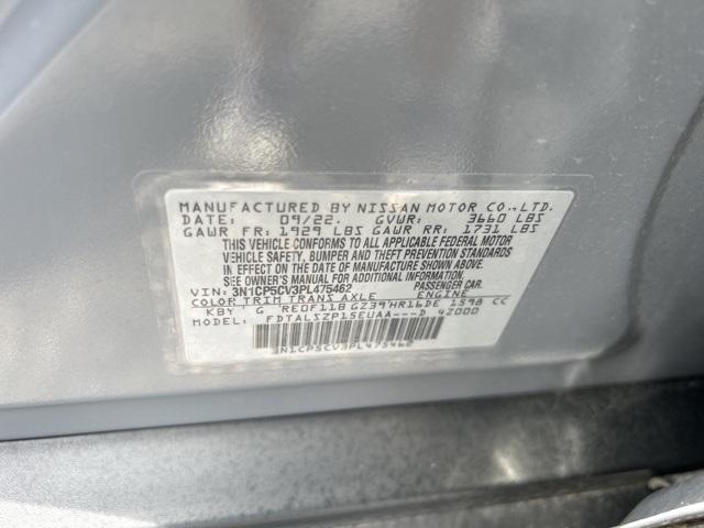 Photo of 2023 Boulder Gray Pearl Nissan Kicks
