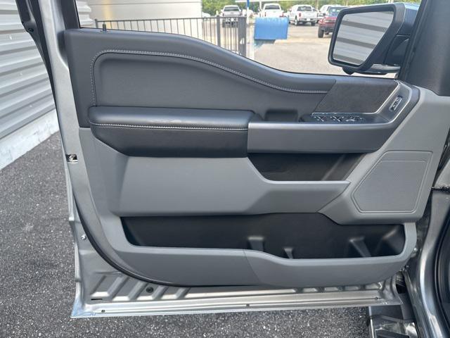 Photo of 2025 Iconic Silver Metallic Ford F-150