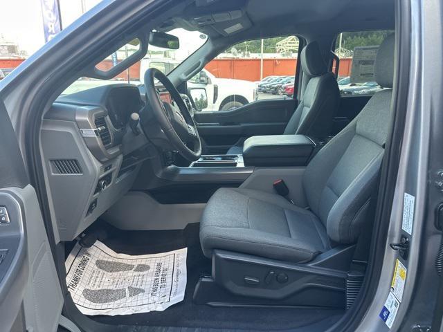 Photo of 2025 Iconic Silver Metallic Ford F-150