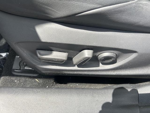 Photo of 2019 Bronze Oxide Toyota Corolla Hatchback