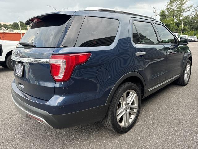 Photo of 2017 Blue Jeans Metallic Ford Explorer