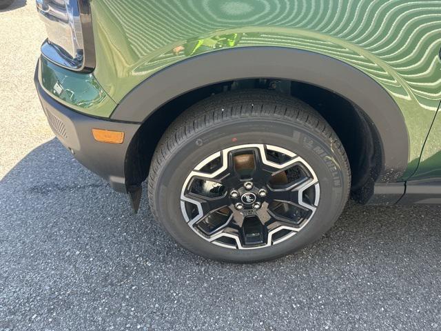 Photo of 2025 Eruption Green Metallic Ford Bronco Sport