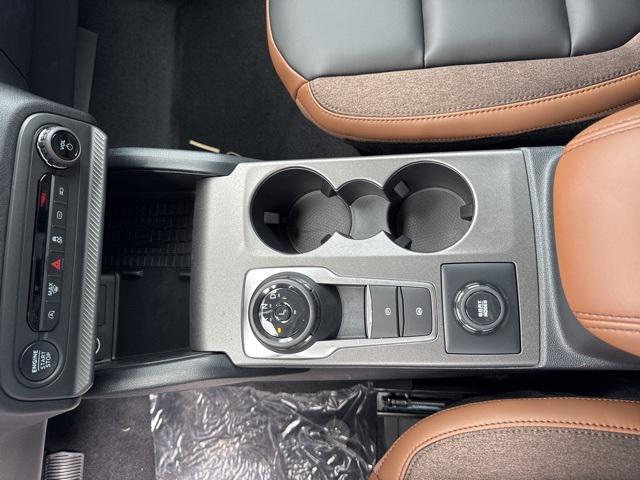 Photo of 2025 Azure Gray Metallic Tri-Coat Ford Bronco Sport