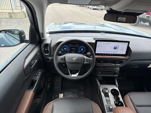 Photo of 2025 Azure Gray Metallic Tri-Coat Ford Bronco Sport