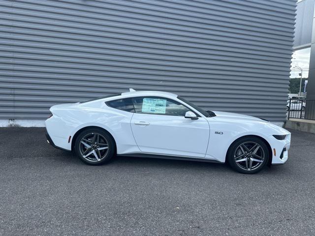 Photo of 2025 Oxford White Ford Mustang