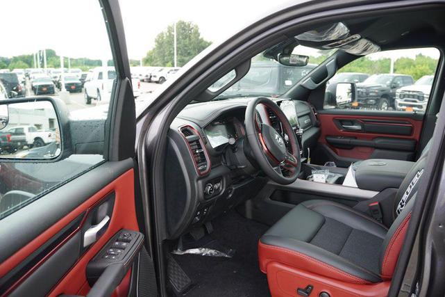 Photo of 2026 Granite Crystal Metallic Clearcoat RAM 1500