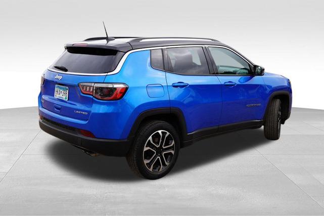 Photo of 2022 Laser Blue Pearlcoat Jeep Compass