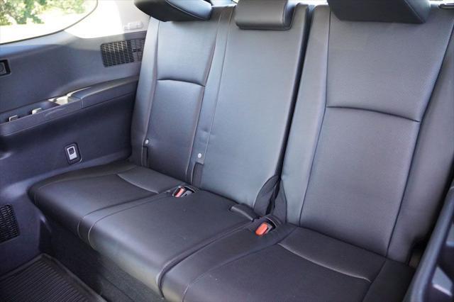 Photo of 2024 Wind Chill Pearl Toyota Grand Highlander