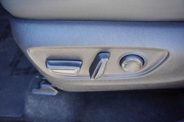 Photo of 2024 Wind Chill Pearl Toyota Grand Highlander
